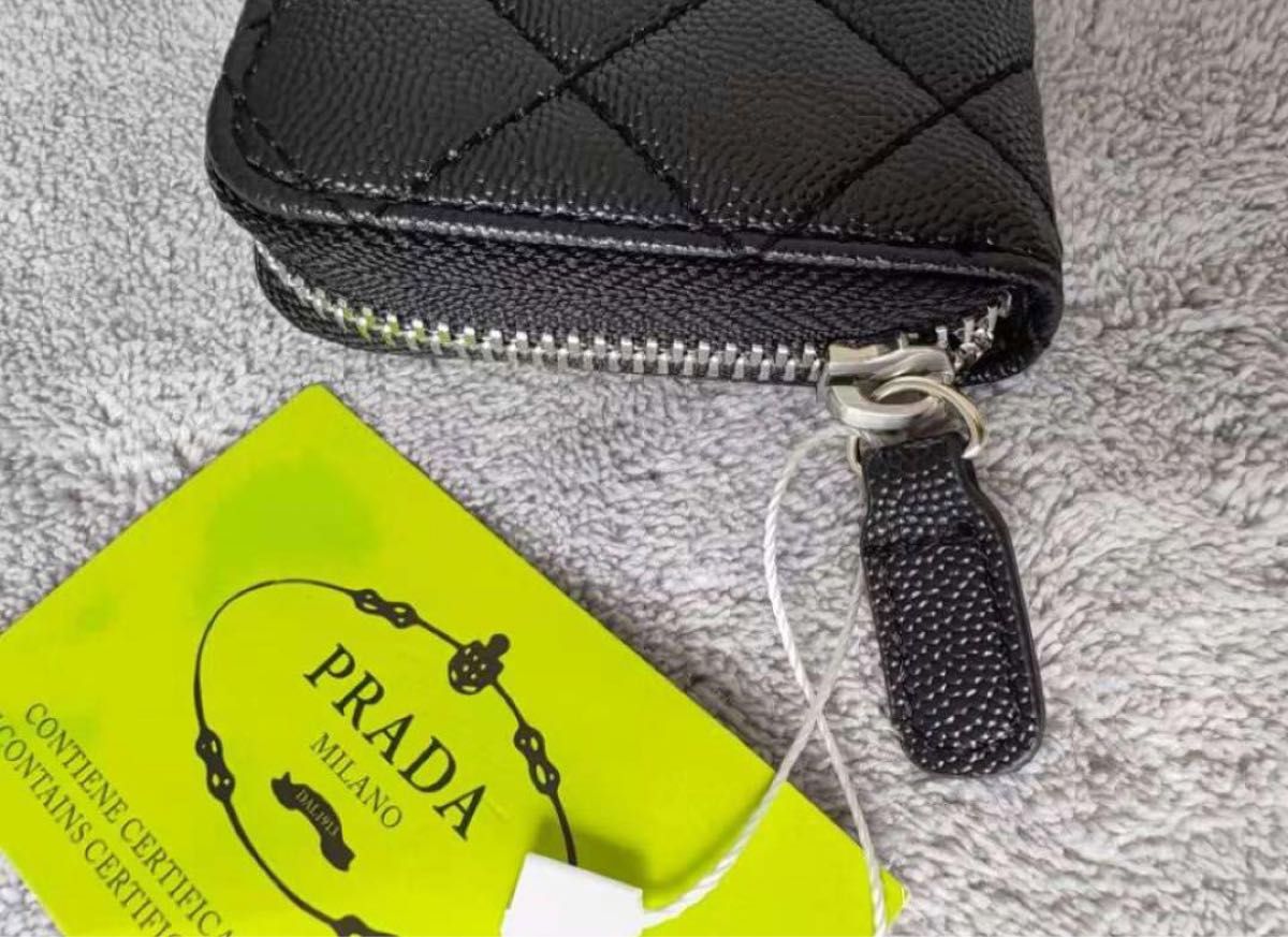 新品 未使用品 PRADA プラダ コイン カードケース ノベルティ 新品 未使用品 PRADA プラダ コイン カードケース ノベルティ