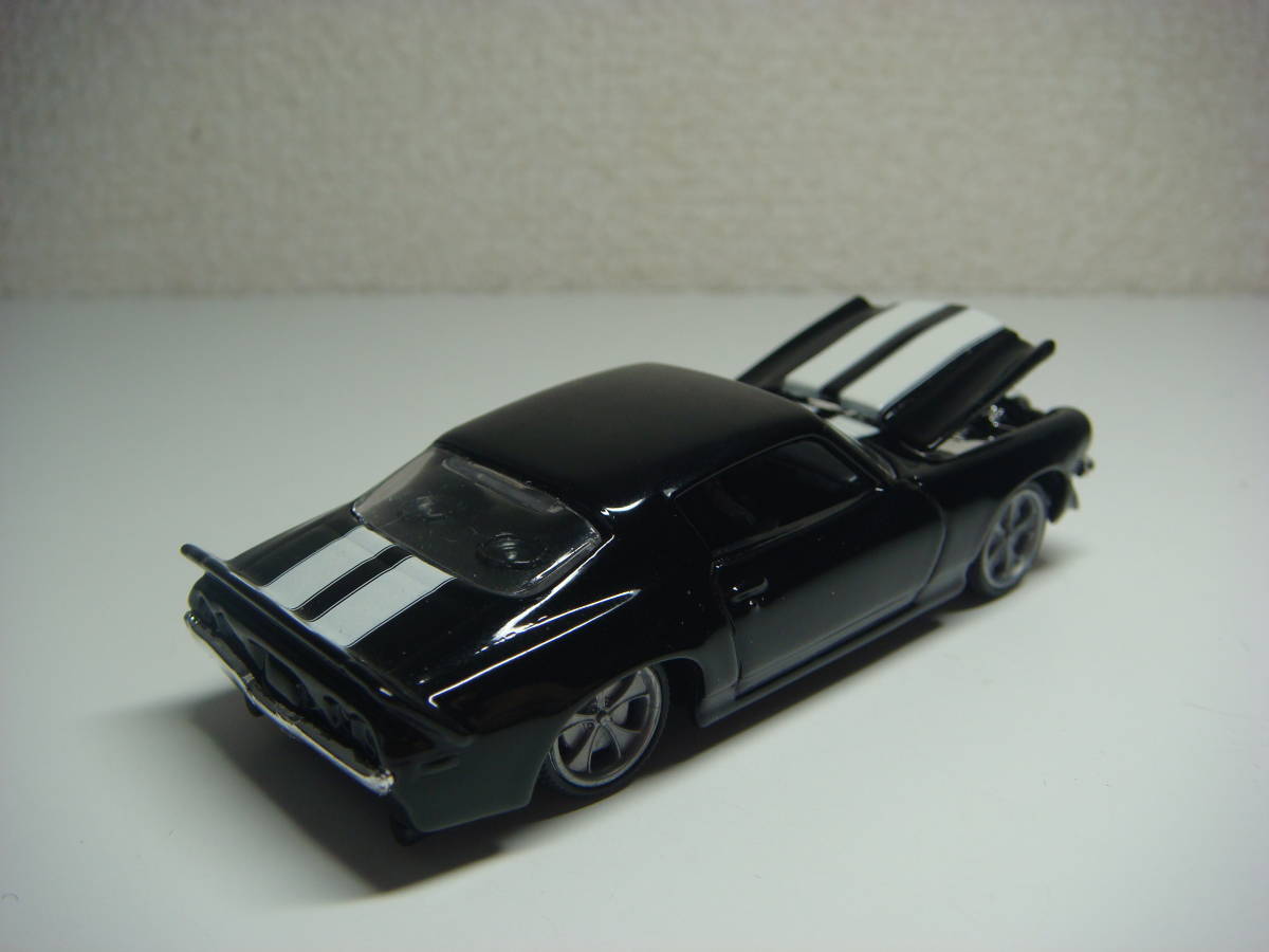 ｂｕｒａｇｏ ブラーゴ １/６４ ☆ １９７１ シボレー カマロ Ｚ２８の画像2