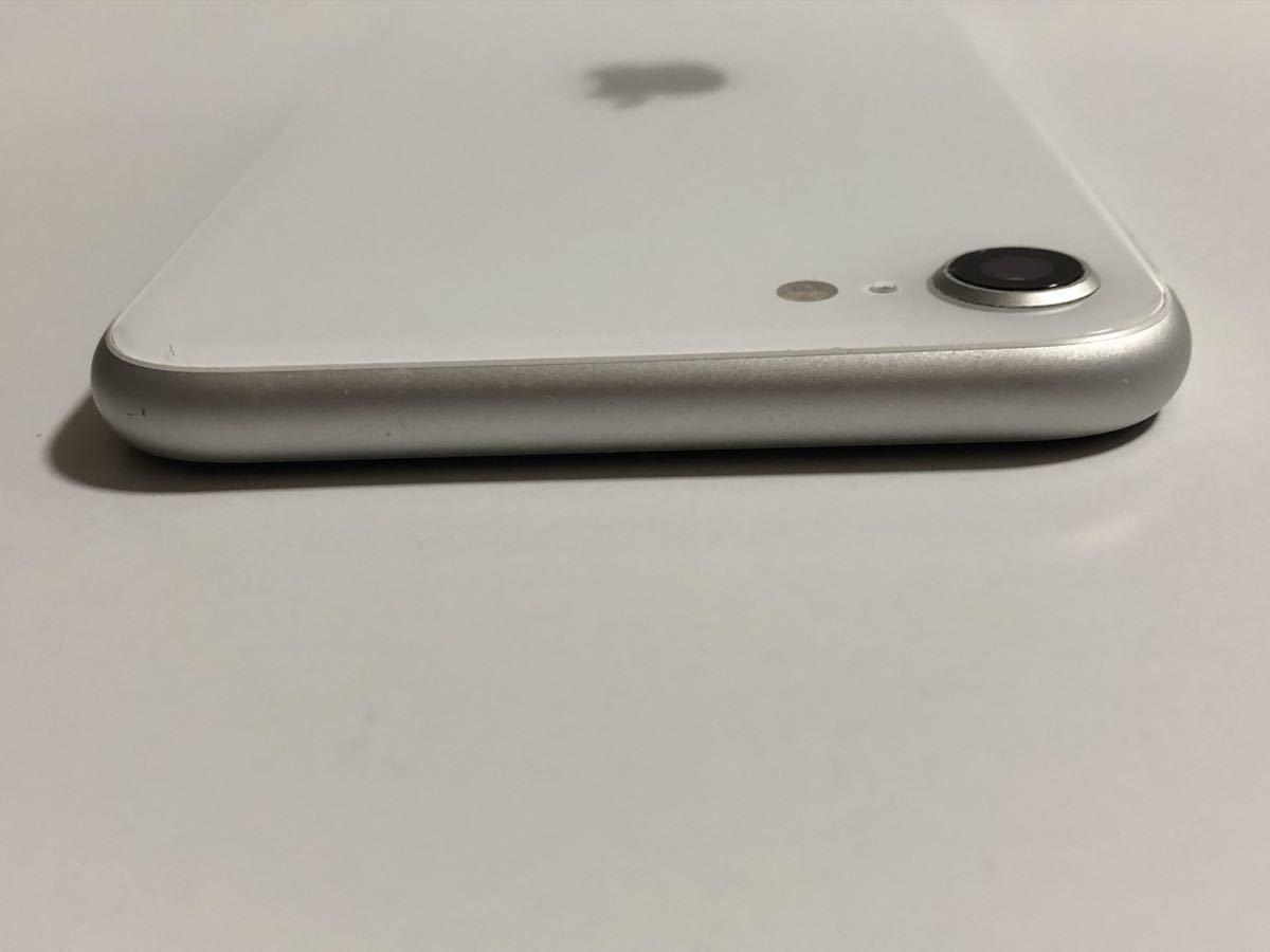 SIMフリー iPhoneSE 第2世代 64GB ホワイト 国内版SIMフリー SE2