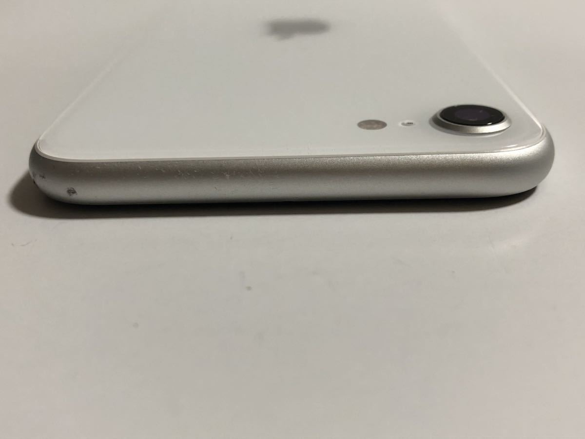 SIMフリー iPhoneSE 第2世代 128GB ホワイト SE2 アイフォン