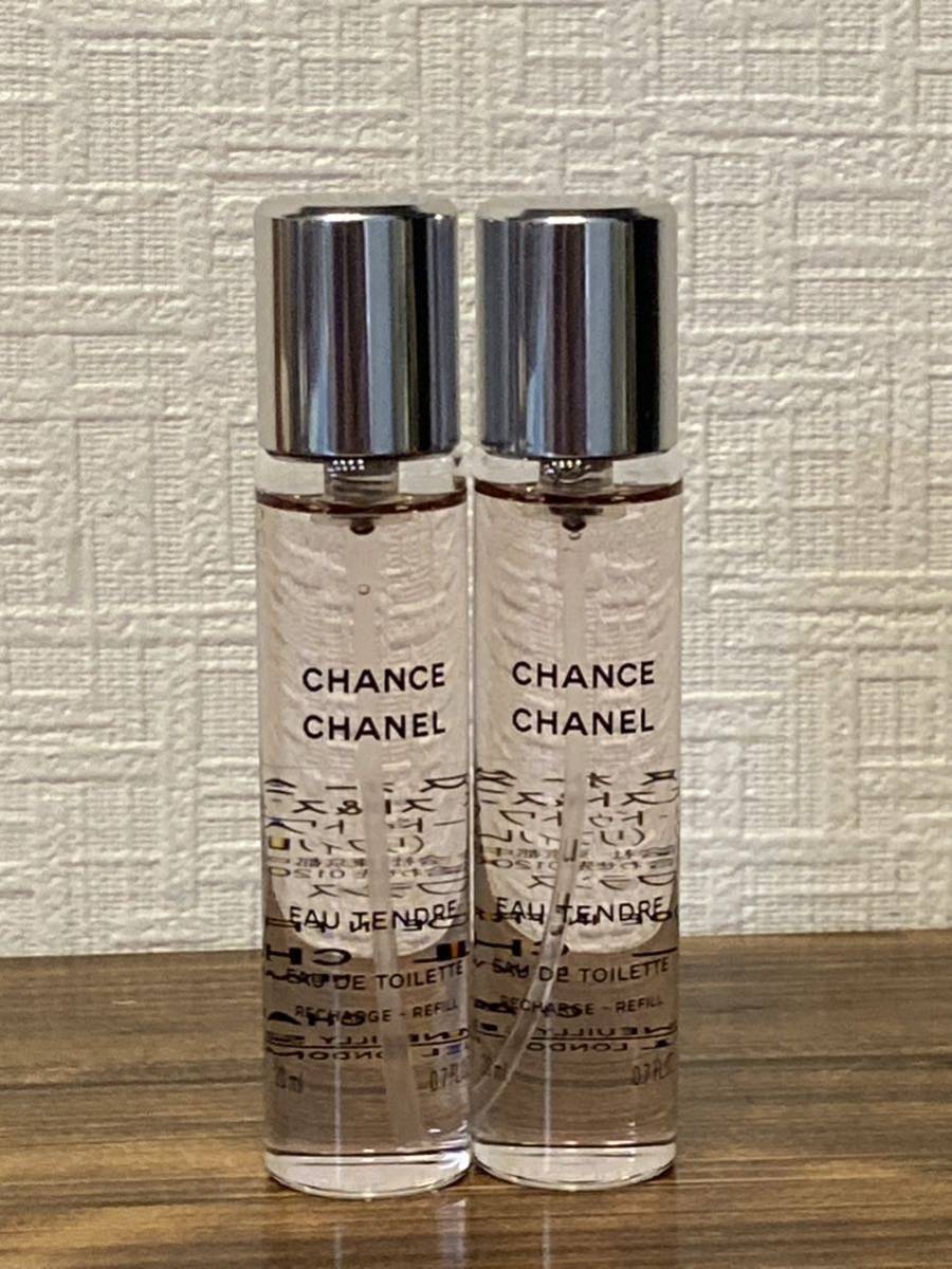 I3K222◆新古品◆ シャネル CHANEL チャンス オー タンドゥル ツイスト&スプレイ オードゥ トワレット EDT 香水 20ml×2本 レフィル_画像2