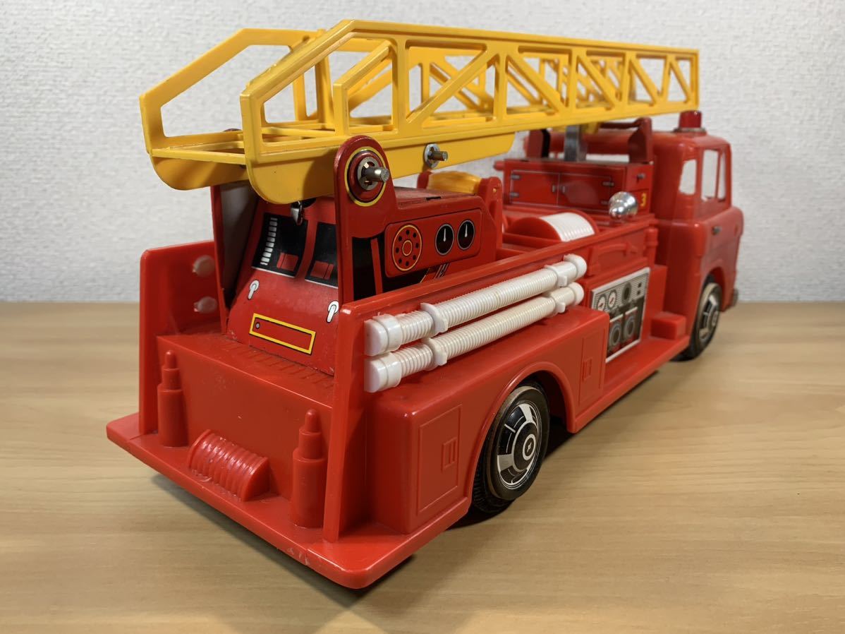 ★当時物★ 野村トーイ NO.3 しょうぼうしゃ 消防車 FRICTION POWERED FIRE ENGINE 年代物 レトロ おもちゃ 箱付きの画像4