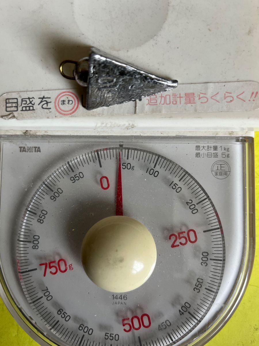 No.1271 釣用オモリ　三角オモリ10号　27個セット　約1kg  未使用品　値下げ不可