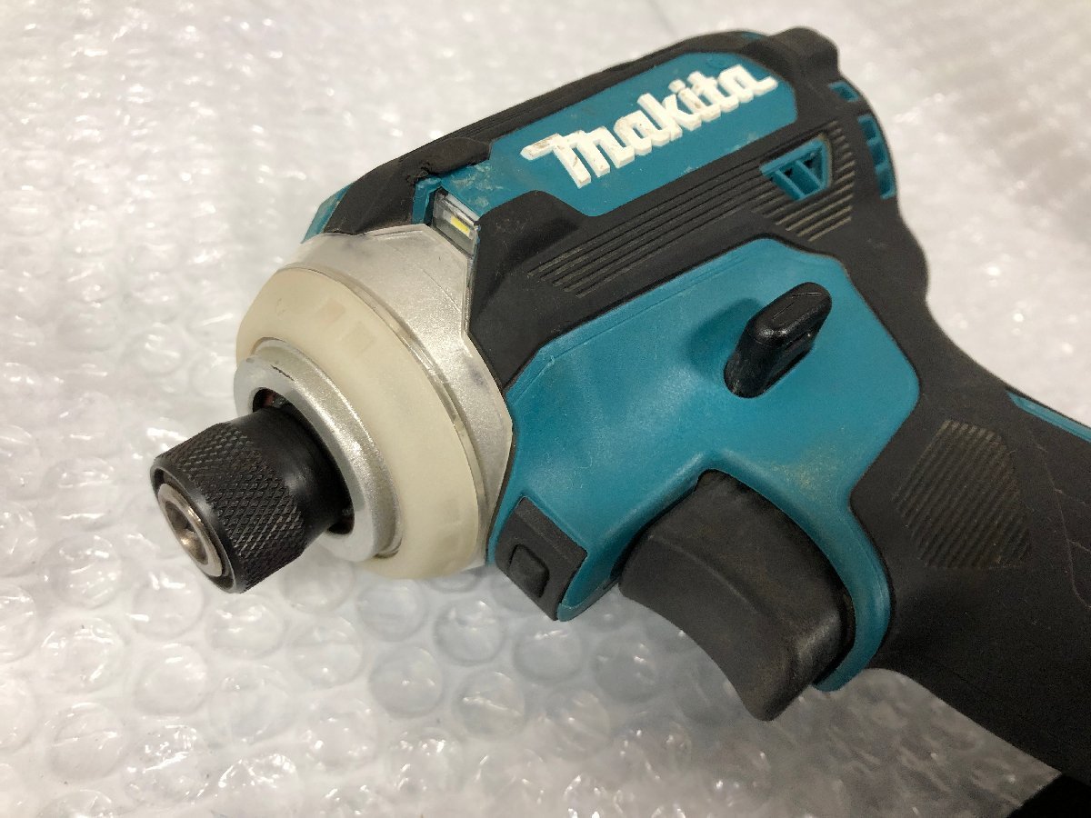 k156*80 【傷汚れ有】 makita マキタ 充電式インパクトドライバ TD161DRGX　14.4V 6.0Ah_画像4