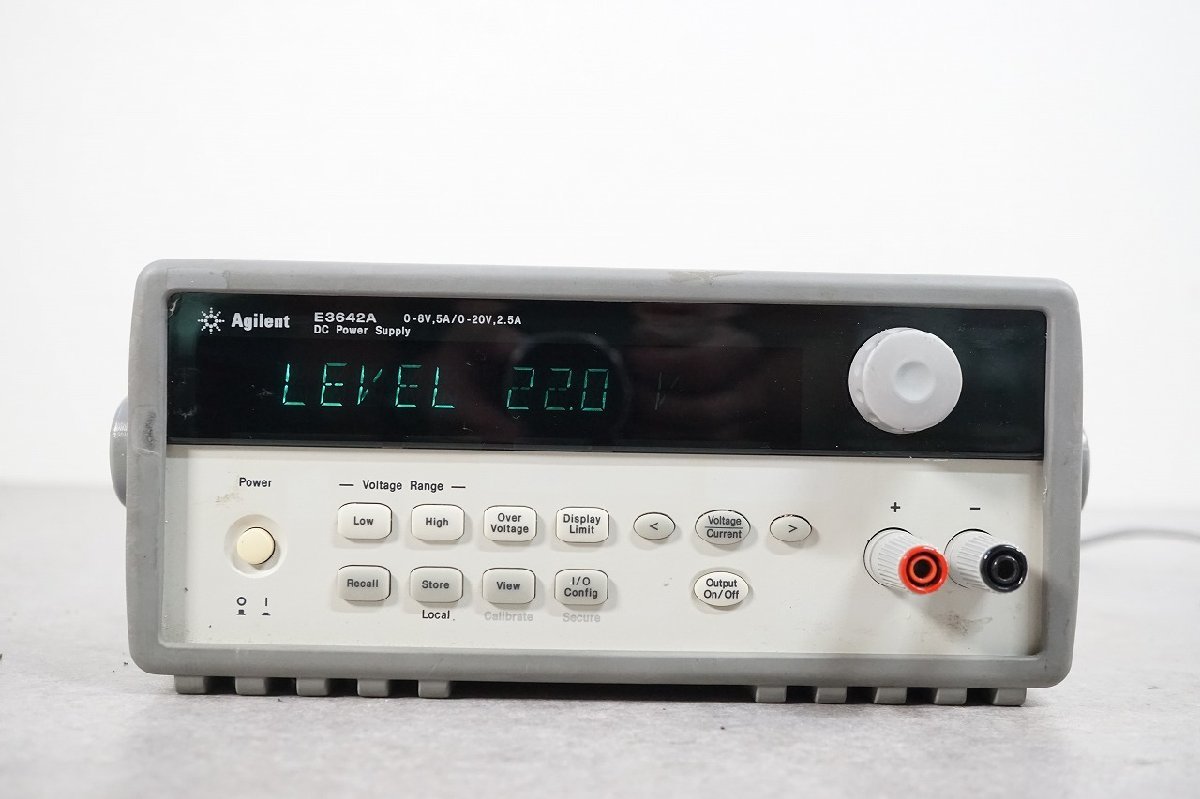 [NZ] [G801210] Agilent アジレント E3642A 0-8V,5A/0-20V,2.5A DC Power Supply 直流安定化電源 ②_画像2