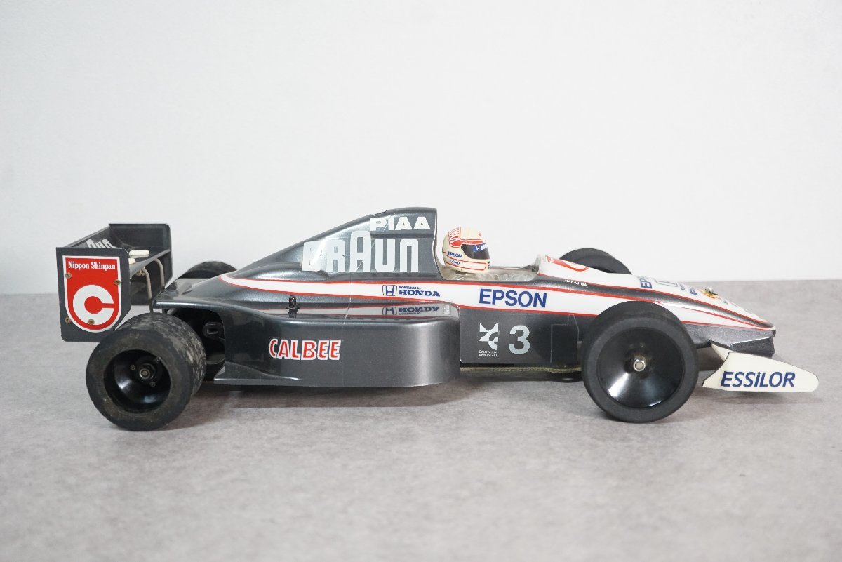 [QS][G914910] KYOSHO 京商 1/10 HONDA ホンダ Tyrrell ティレル BRAUN ブラウン 中嶋悟 020 F1 ボディ/シャーシ付き_画像4