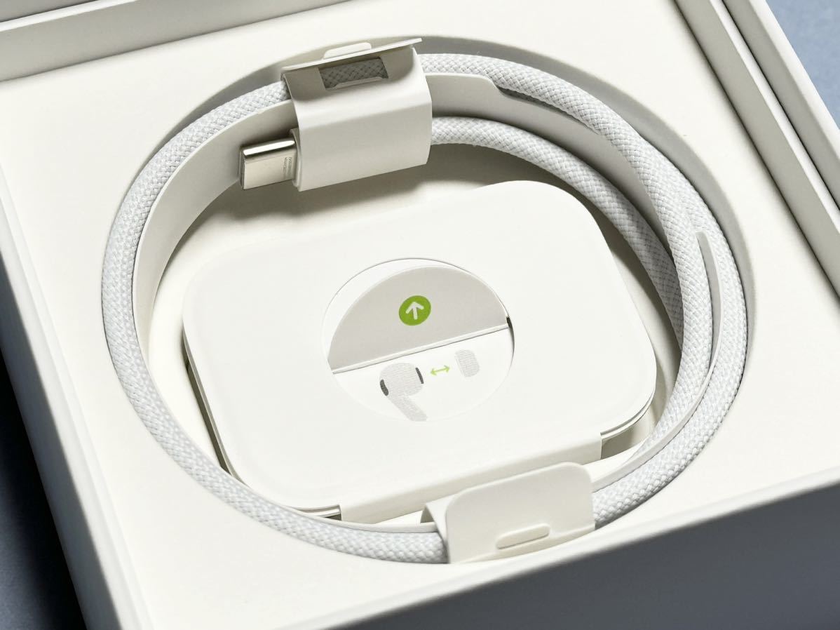 10/16購入 AppleCare+加入済 AirPods Pro 2 第2世代 USB-Cコネクタ MagSafe対応充電ケース付き 美品 ♪ アップル エアーポッズプロ エアポ_画像7