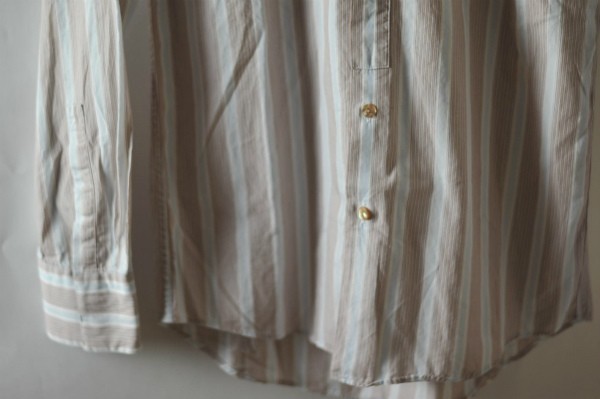 *[ внутренний стандартный товар сделано в Японии ]USED KATHARINEHAMNETT LONDON Katharine Hamnett London хлопок 100% полоса рубашка M длинный рукав 