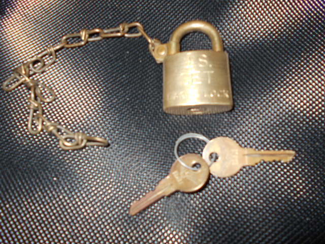 Pad Lock U.S. SET EAGLE LOCKパッドロック、964,南京錠、スペアーキー、チェーン付き程度良い中古長期保管品_画像1