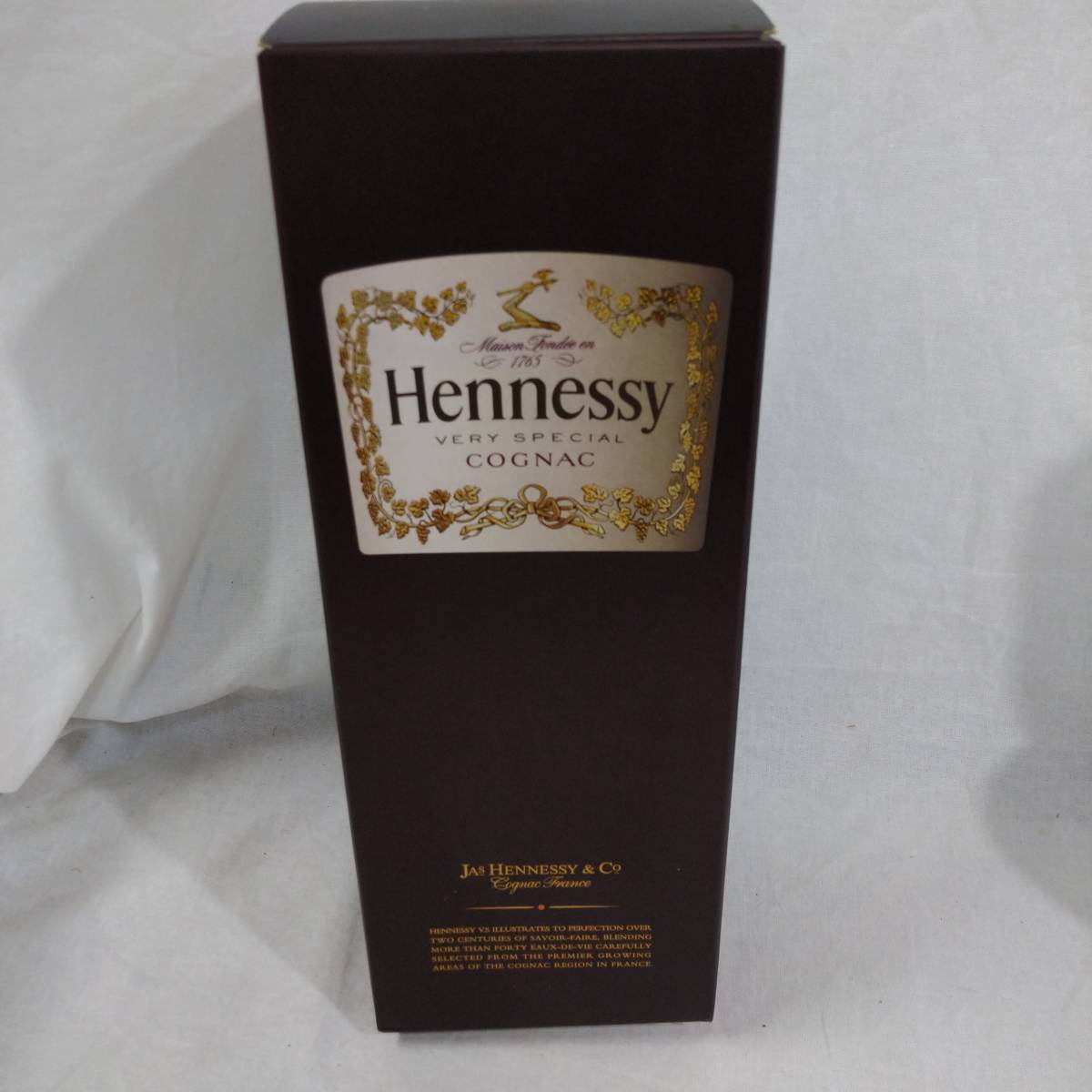 【HENNESSY】ヘネシー VERY SPECIAL ベリースペシャル コニャック ブランデー 40% 700ml 箱付【洋酒 お酒 古酒 COGNAC 高級 ブランド】54_画像5