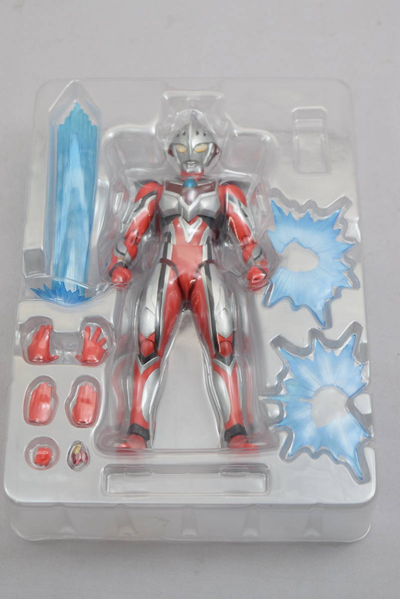 30_MK 426) ULTRA ACT ウルトラマンジュネッス 開封品_画像4