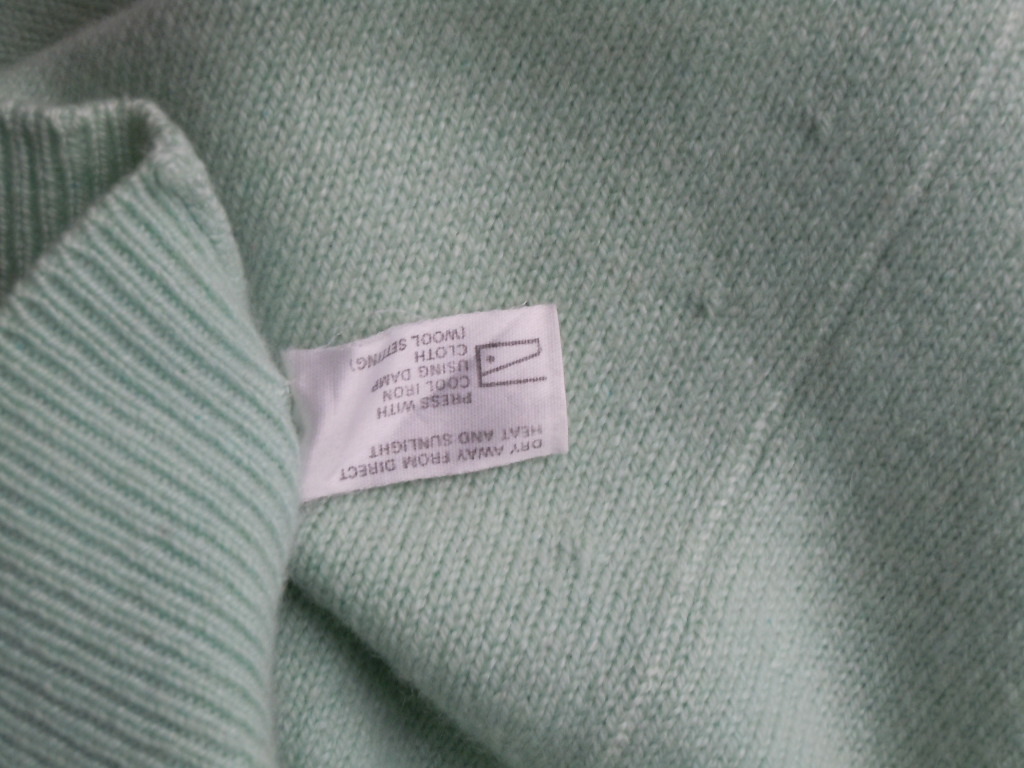 【舶来家】貴重稀少100％PURE CASHMERE カシミア バランタイン Mens/44 (L) ベスト／チョッキ 毛玉が出来にくいMade in Scotland製_画像9