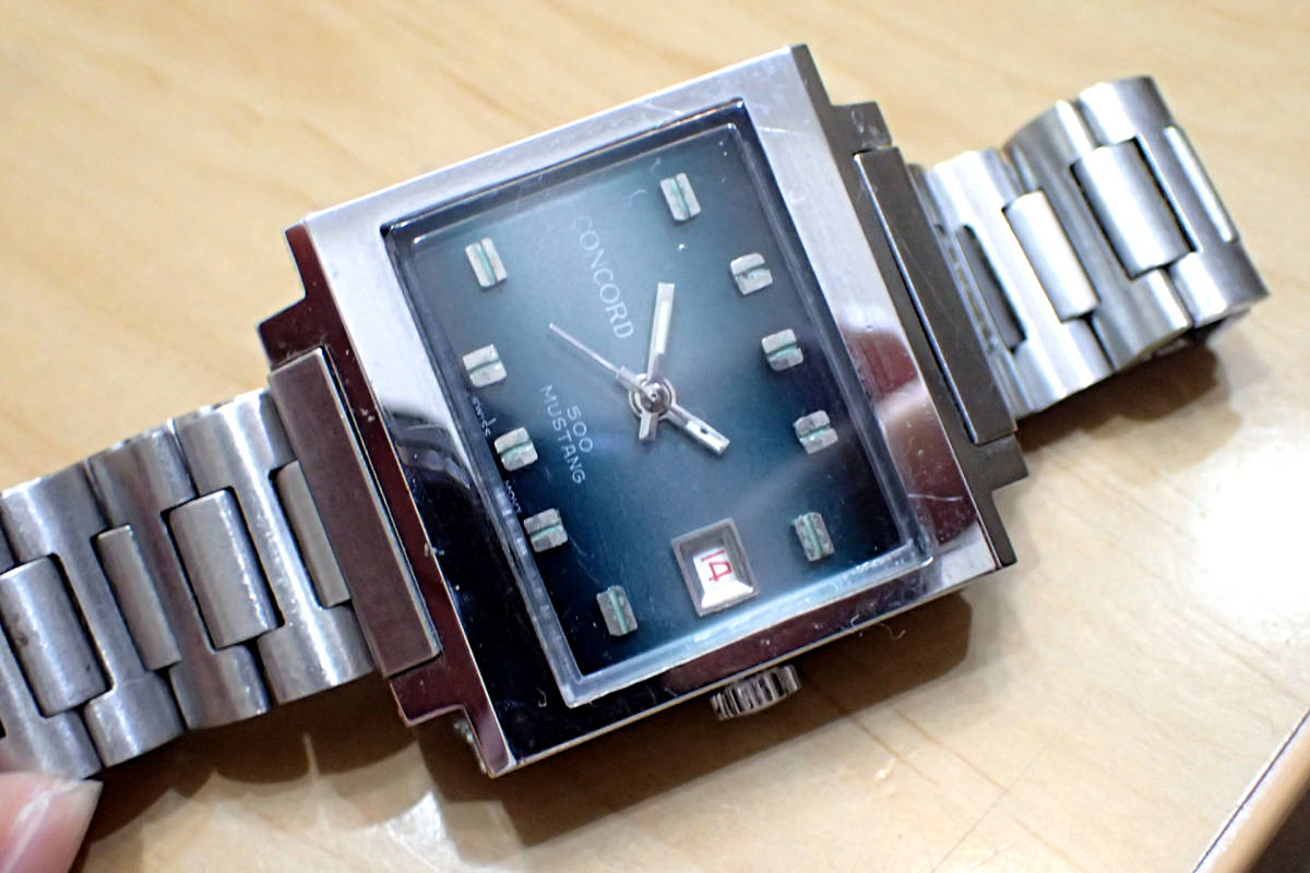 デッドストック ◆スイス製 コンコルド マスタング500 ◆スクエア/グリーングラデーション 手巻きアンティークメンズ腕時計_画像1