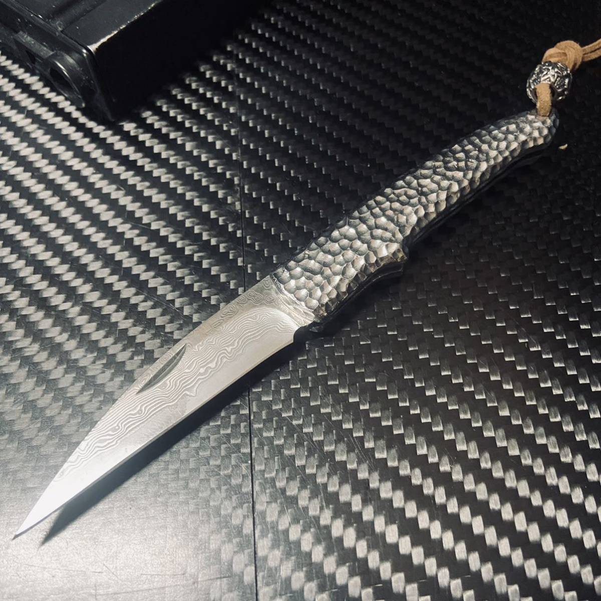 高品質 ダマスカス鋼刃 ナイフ 折りたたみナイフ アウトドアナイフ 鋼製ハンドル ハイキング　野外登山　重さ82g_画像6