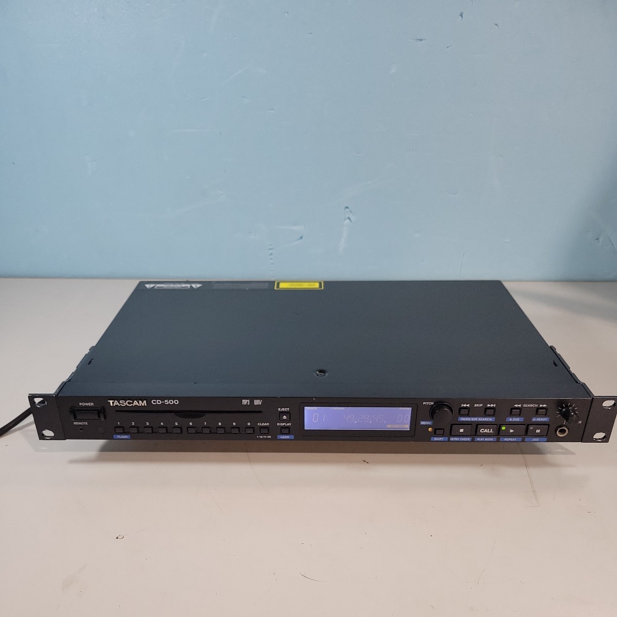 TASCAM CD-500 業務用1U CDプレーヤー作動品 管理番号(2311014)-