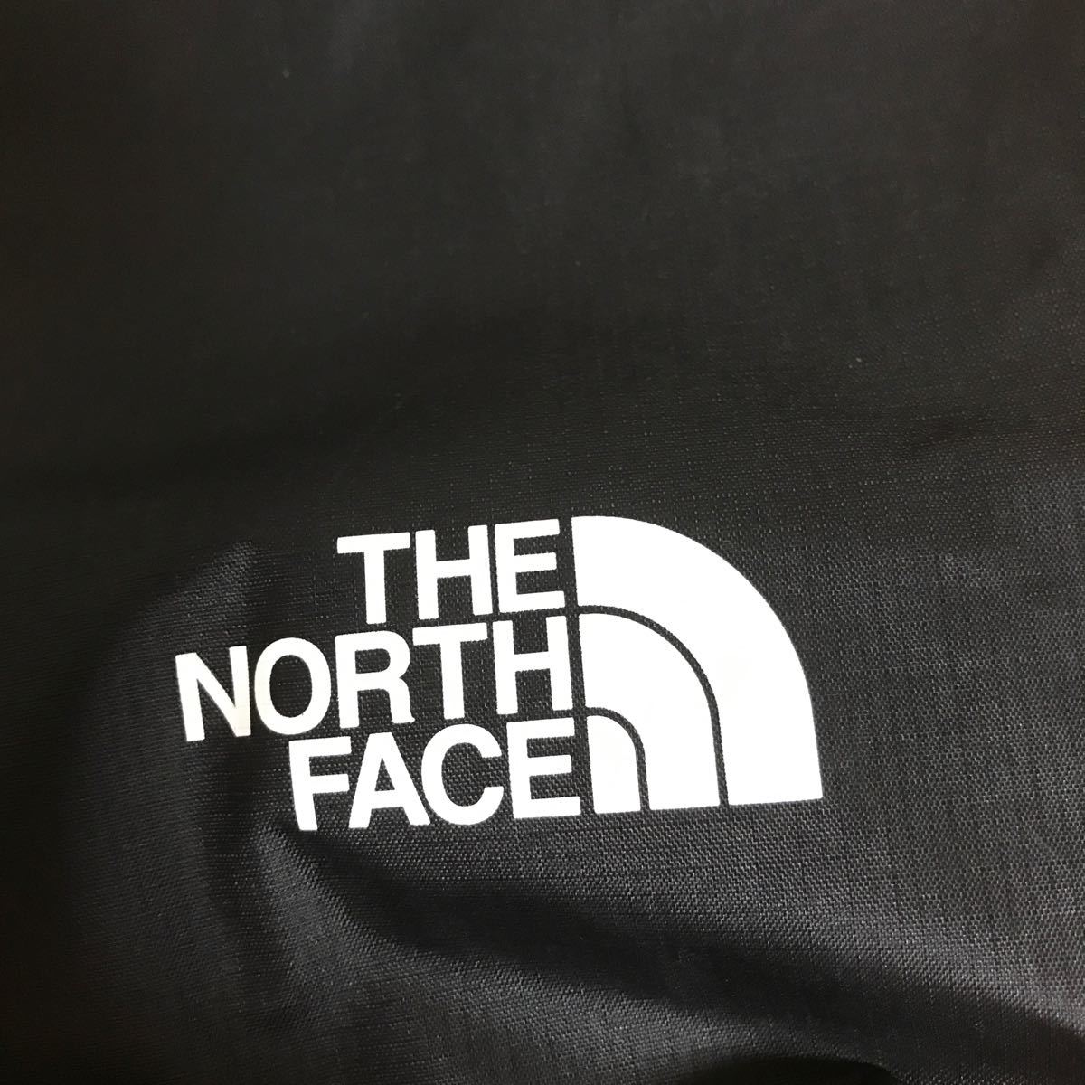 【美品(写真2〜5枚目の通り小傷有)】ノースフェイス ドライバッグ　THE NORTH FACE 5リットル_画像7