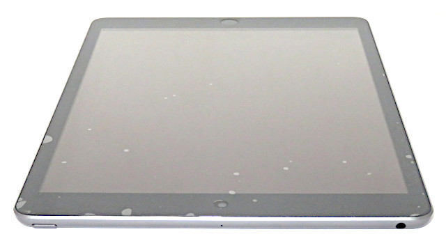 ☆お買い得く品！！Apple直販 WiFi iPad 第９世代 FK2N3J/A 256GB Gray グレー 利用小 AppleCare+付 極美品中古 送料無料♪_本体外観　上側面