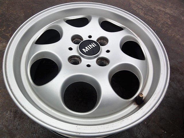 ＢＭＷ　ＭＩＮＩ　純正　15×5.5J ET45 PCD100 4H 4本SET　 原文:ＢＭＷ　ＭＩＮＩ　純正　15×5.5J ET45 PCD100 4H 4本SET　