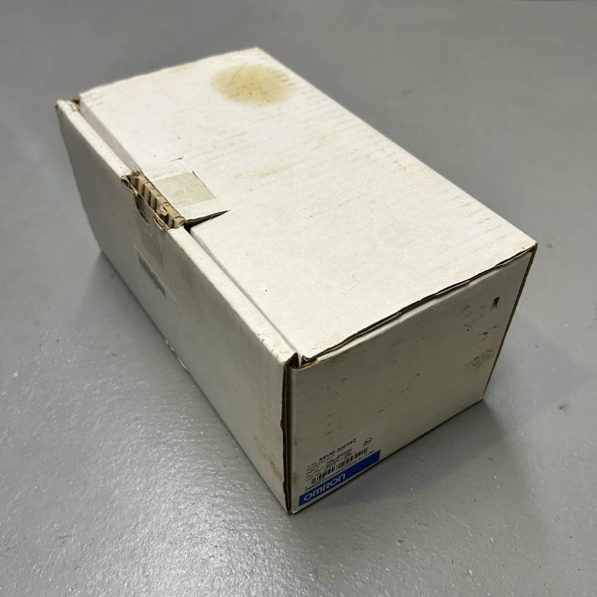 B5 21120H01 オムロン S8VM-30024C スイッチングパワーサプライ B5 21120H01 オムロン S8VM-30024C スイッチングパワーサプライ