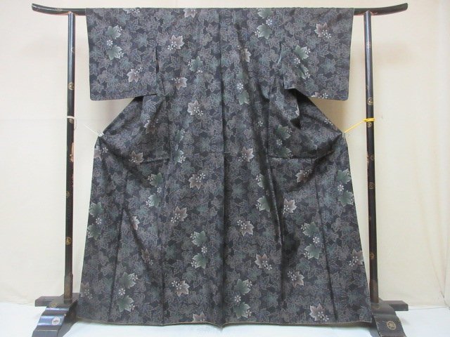 1円 良品 正絹 着物 本場大島紬 カタス式 マルキ 葛 蔦 草花 高級 袷 身丈152cm 裄66cm◆逸品◆【夢職】★★★★_画像1