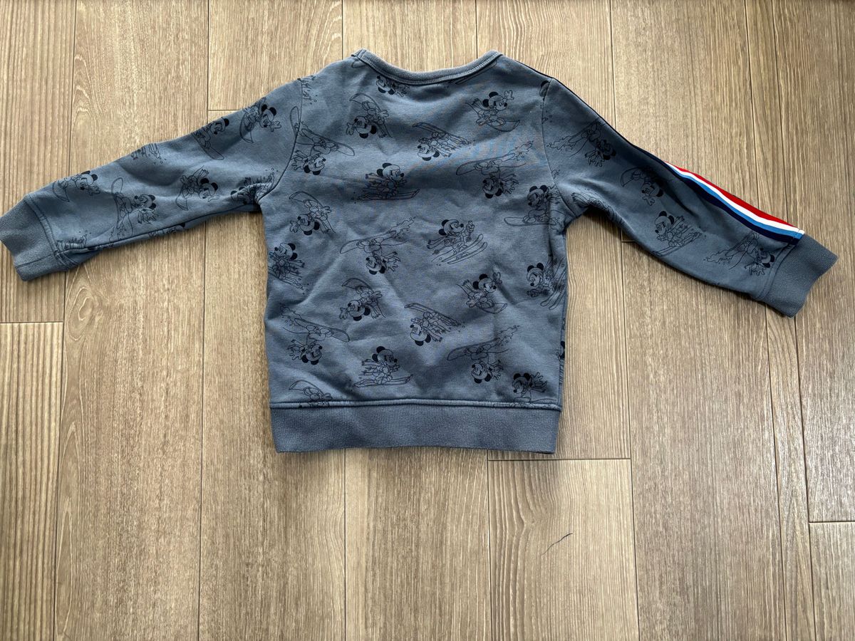 中古　BABY GAP ディズニー　ミッキー柄　トレーナー　5years 110cm 裏起毛　