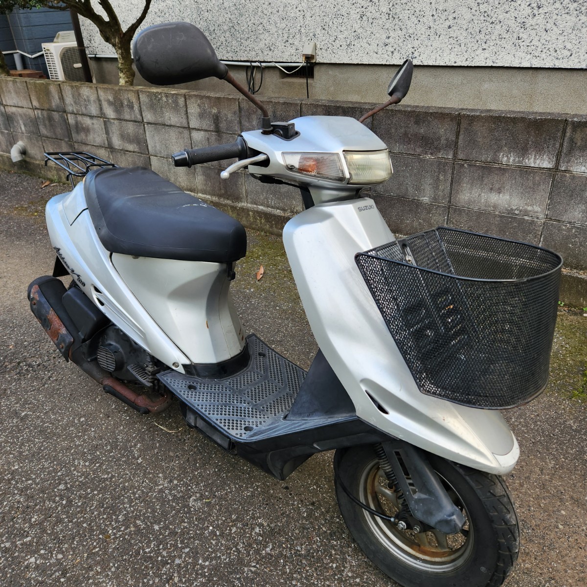 スズキ　アドレスV100　エンジン実働　難アリ　千葉県流山市　格安配達可能です アドレスV125G SUZUKI_画像1