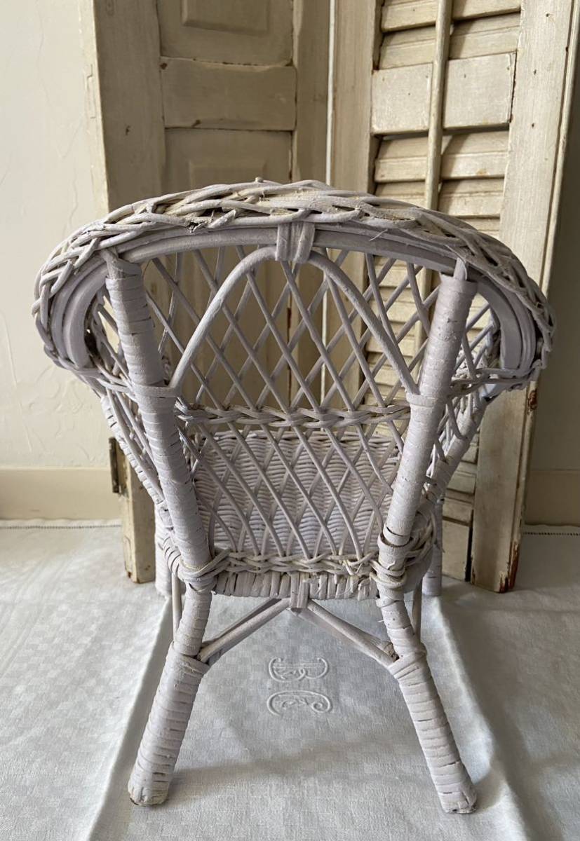 フランスブロカント ホワイトドールラタンチェア ヴィンテージ アンティークドールチェア蚤の市インテリア雑貨家具ハンドメイドイス椅子