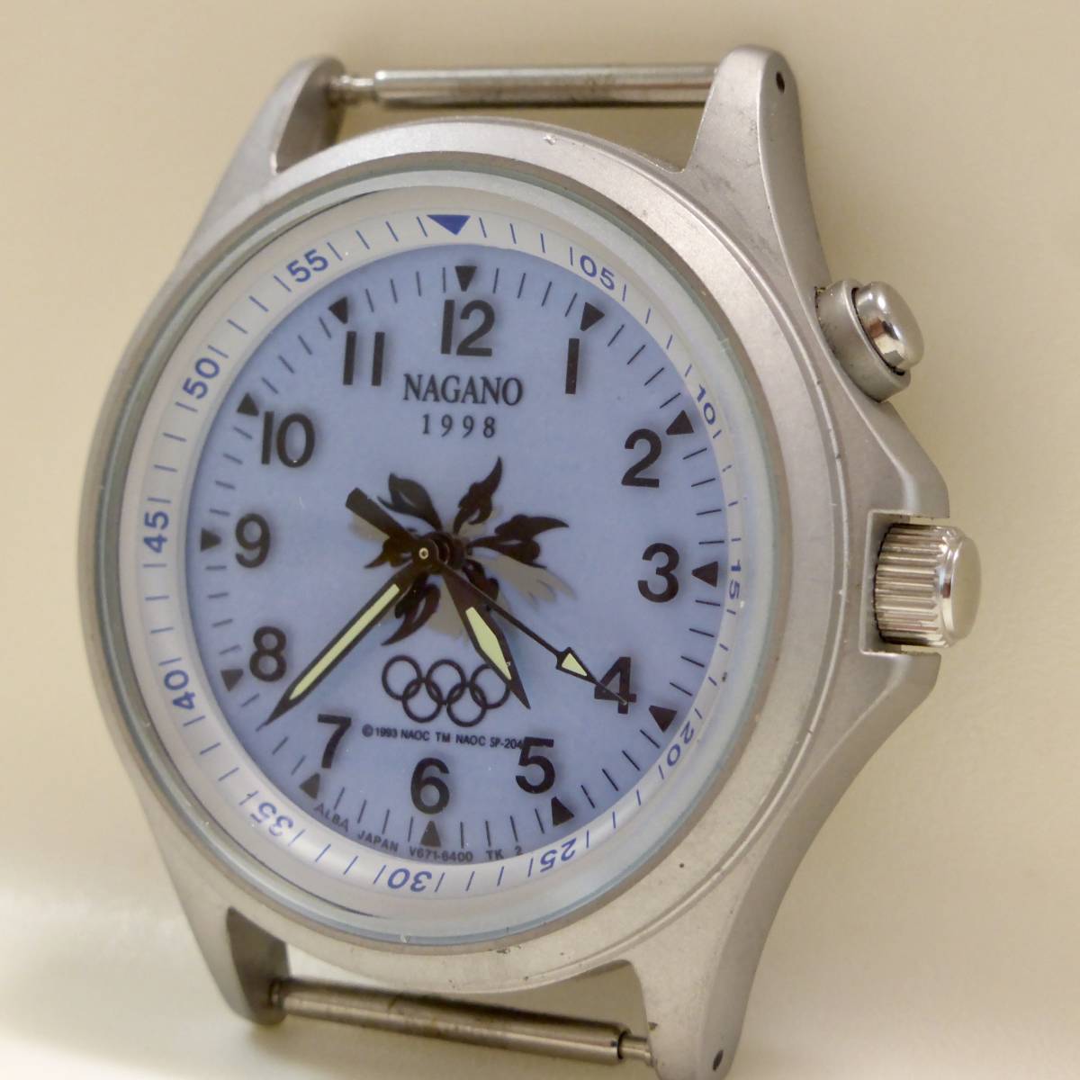♪ガラスキズなし 極美品 セイコー SEIKO V671-6000 1998年長野オリンピック記念 水色文字盤 メンズ腕時計_画像7