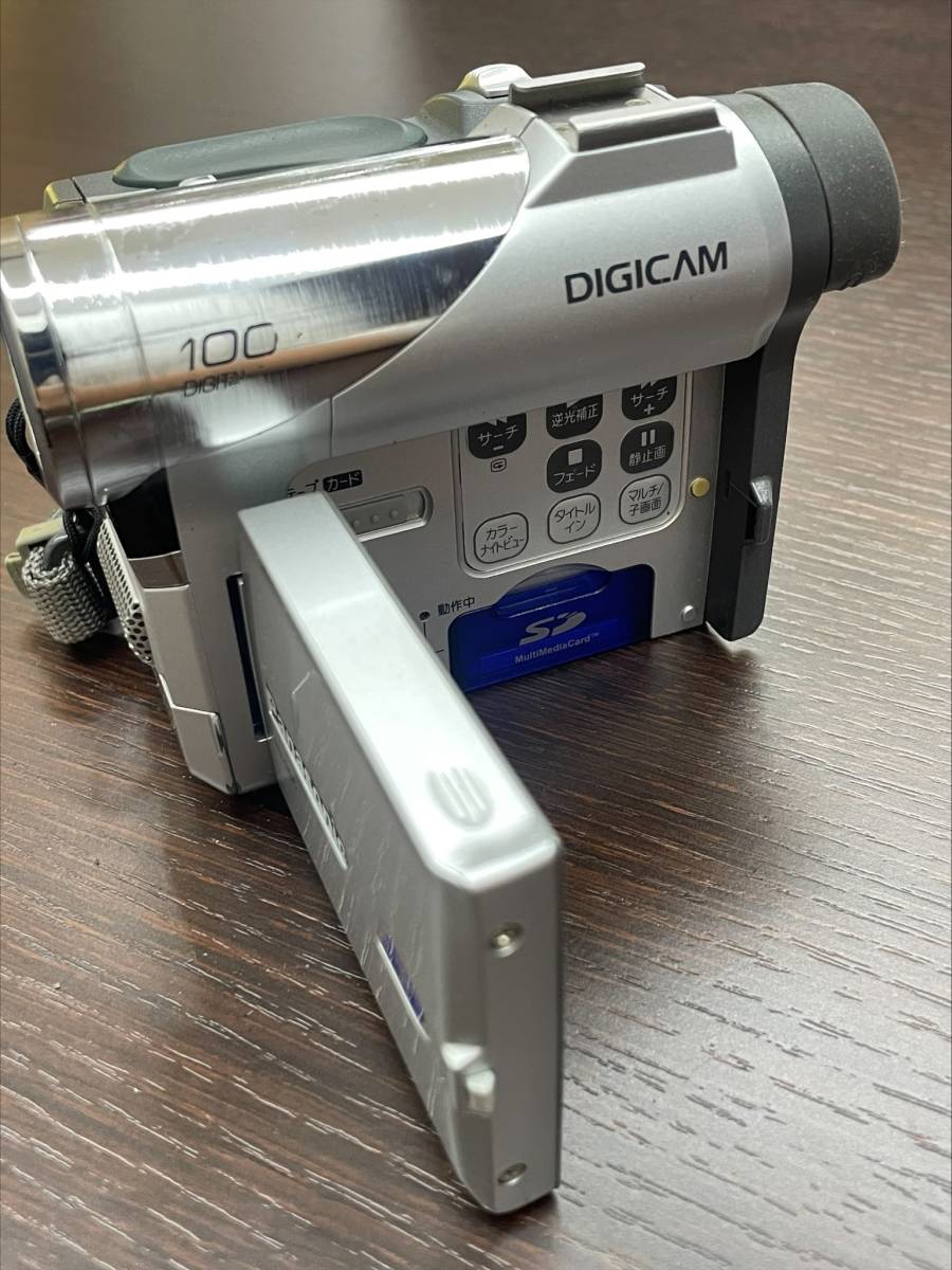 ＃1428A ビデオカメラまとめ Canon Ivls HF R100 / Panasonic NV-GS5 / SONY HDR-CX120 3点セット デジタルビデオカメラ 動画 現状保管品_画像8