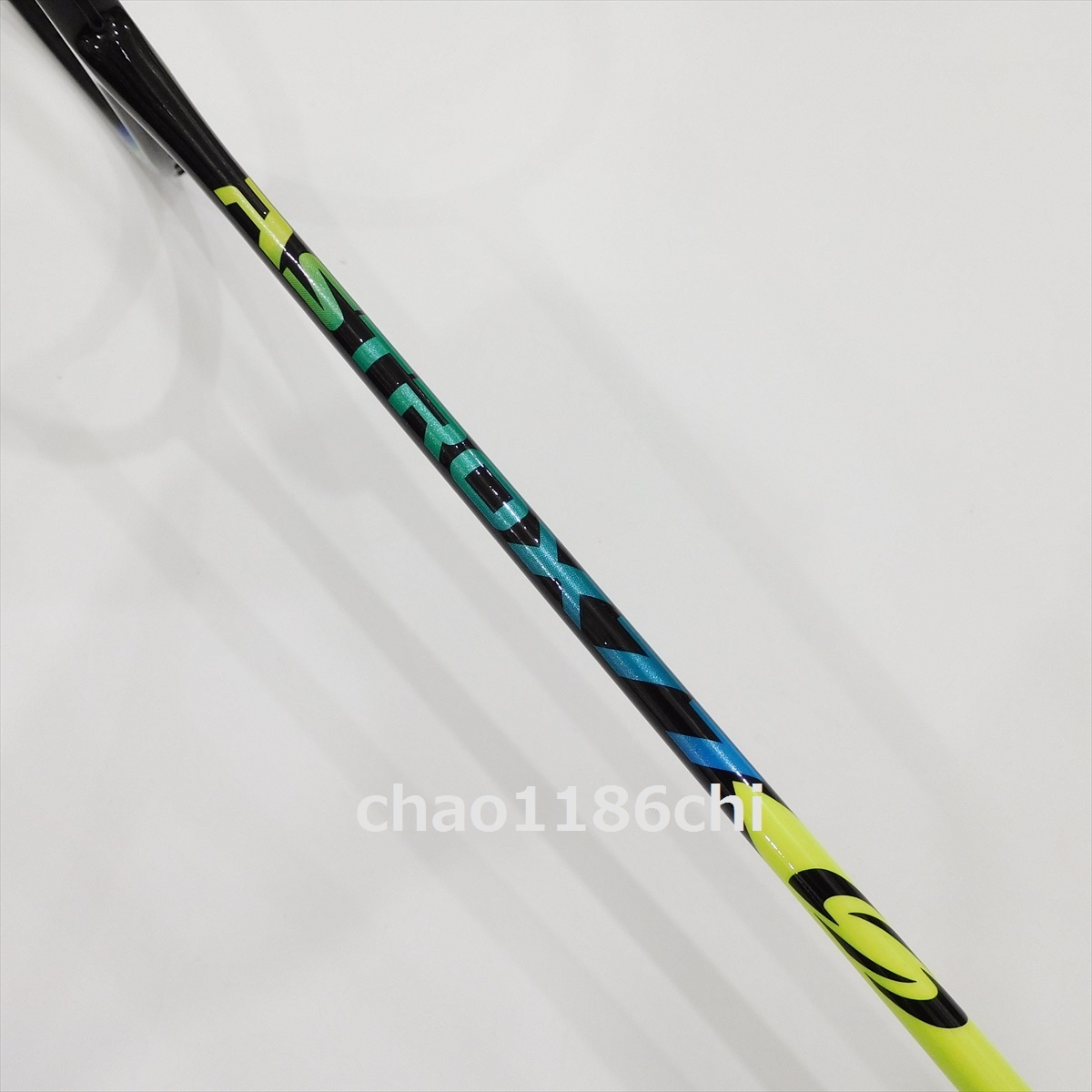 送料込/新品/ヨネックス/4U5/アストロクス77/黄色/シャイン 送料込/新品/ヨネックス/4U5/アストロクス77/黄色/シャイン