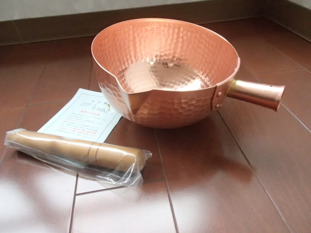  prompt decision new goods unused original copper made Bose saucepan 15. original copper Bose saucepan copper round saucepan copper one hand .. saucepan single-handled pot copper . saucepan strike ... Bose . less 