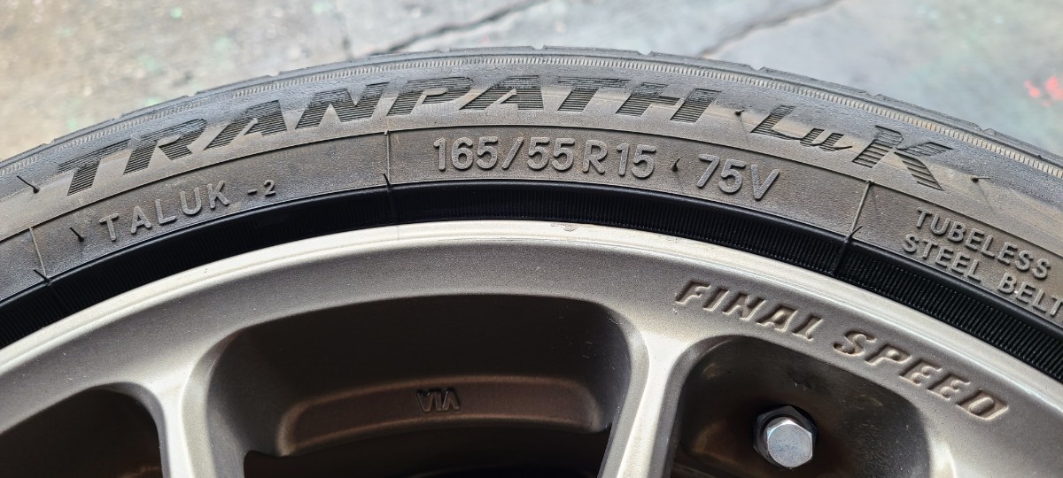 165/55R15 中古 4本 ファイナルスピードアルミホイールセット トーヨータイヤ2019年製　15x5.00　4H X100　_画像4