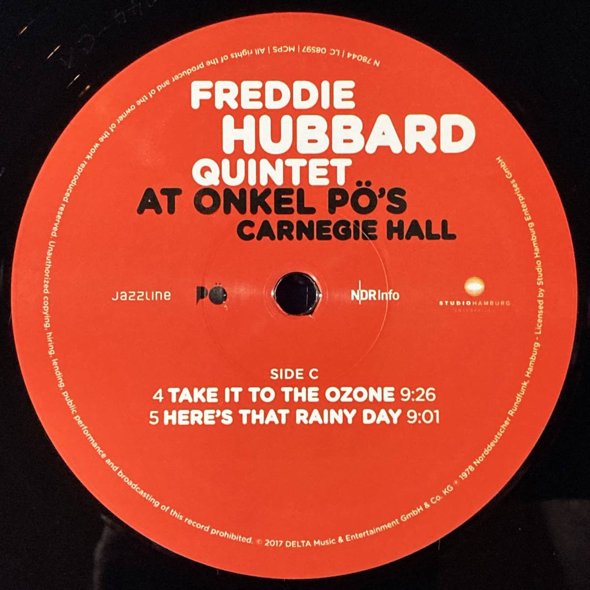 新品同様　2LP　フレディ・ハバード　オンケル・ポー・カーネギー・ホール-ハンブルグ 1978 Freddie Hubbard 最後の１セット 限定盤 美品　_画像10