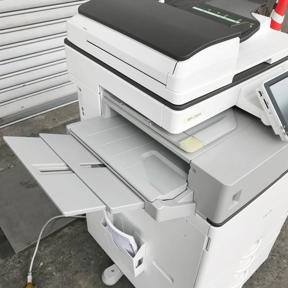 ユ飯l310 リコー/RICOH ■デジタルフルカラー複合機『MPC3504SPF』複合機 操作タッチパネル式 インナーフィニッシャー付 (ガイド付き)_画像6