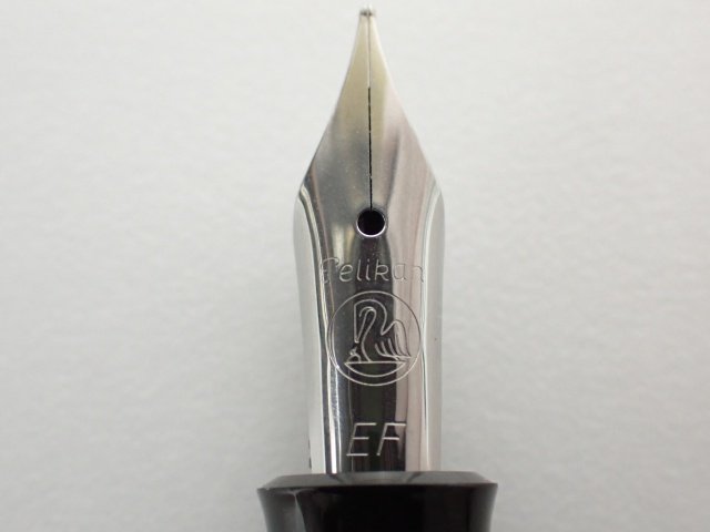 美品 PELIKAN CLASSIC M205 マーブルブルー (ペン先:ステンレススチール EF 極細字) ペリカン クラシック 万年筆 ∬ 6C2E4-7_画像4