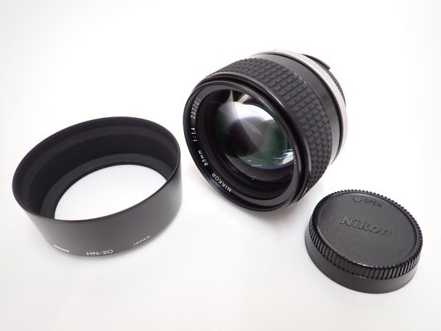 外観良品 Nikon Ai-S NIKKOR 85mm F1.4 ニコン 大口径中望遠レンズ ポートレート向けレンズ フード付 ∬ 6C0D2-9_画像1