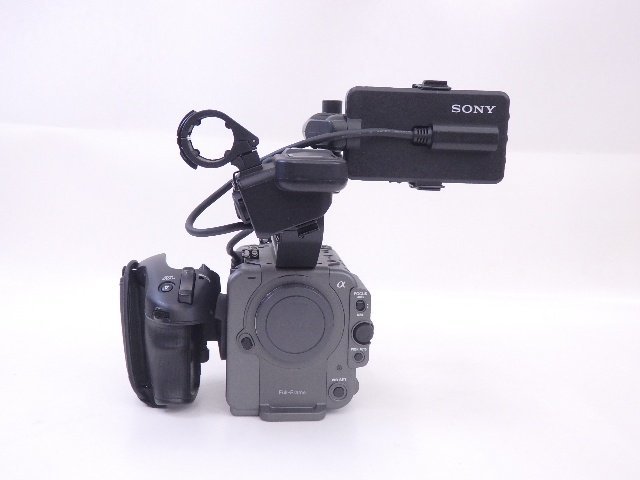 SONY/ソニー フルサイズイメージセンサー搭載 Cinema Lineカメラ/映像制作用カメラ FX6 ILME-FX6V ボディ 1026万画素 § 6C544-1の画像3