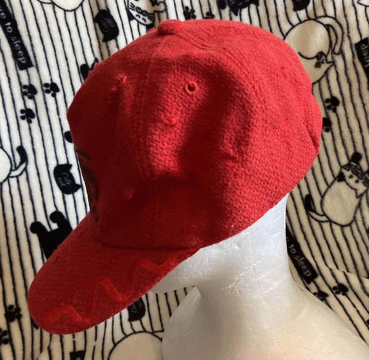 超激レアキャップ【rebirth to tabura rasa（リバーストゥタブララーサ）】赤色スナップバック スカル/ダメージ仕様 帽子CAP/フリーサイズ_画像3