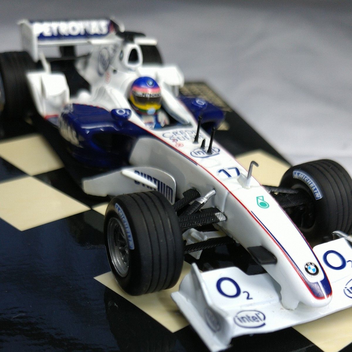 ミニカー 1/43 ミニチャンプス BMW SAUBER F1 TEAM SHOWCAR 2006 J.VILLENEUVE