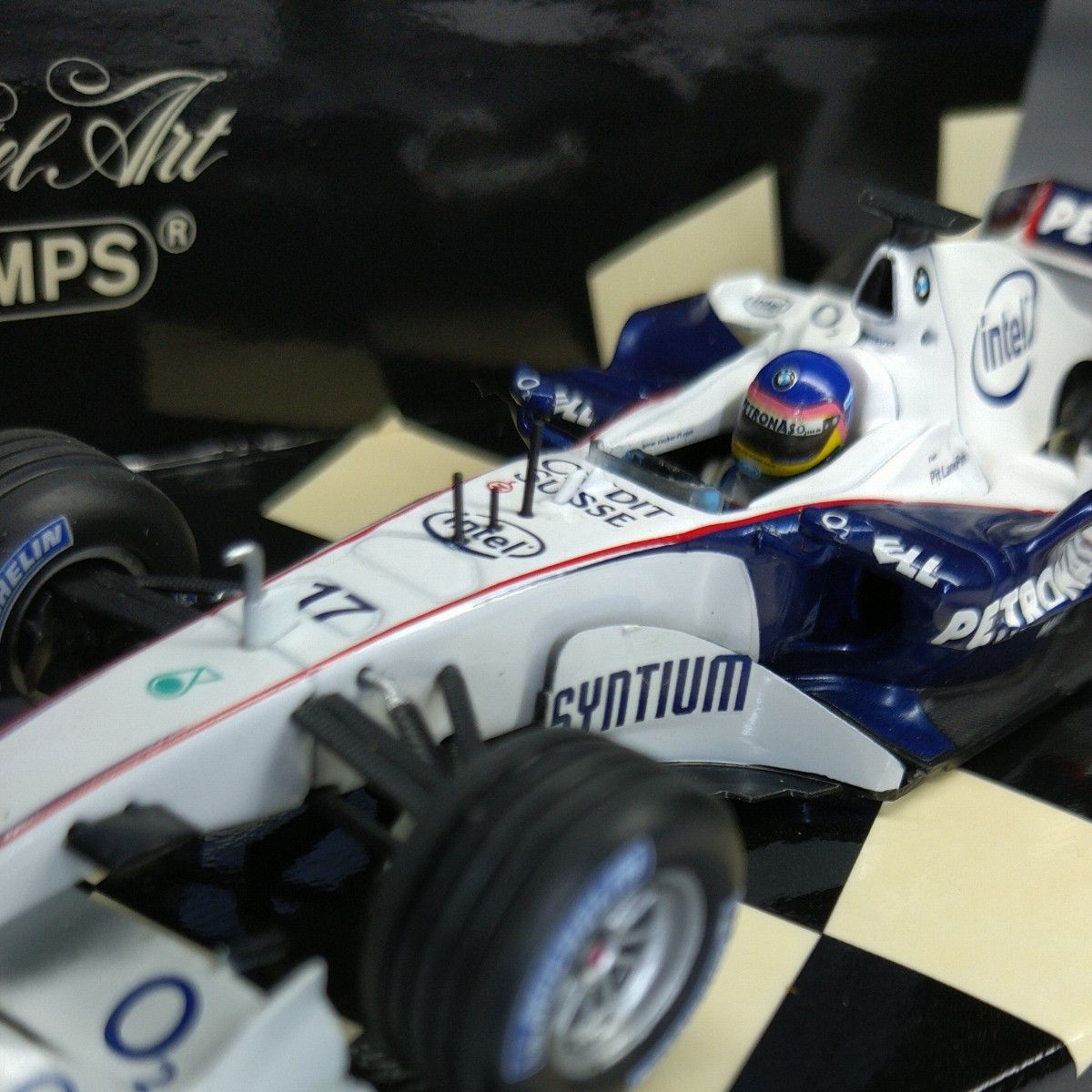 ミニカー 1/43 ミニチャンプス BMW SAUBER F1 TEAM F1 06 'JUST MARRIED' J.VILLE