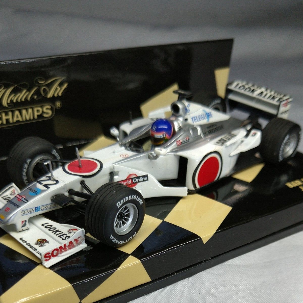 ミニカー 1/43 ミニチャンプス BAR HONDA 02  J.VILLENEUVE