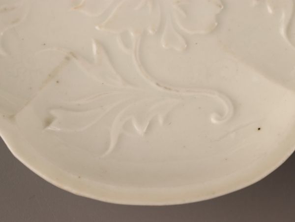  China old . Tang thing Kiyoshi fee white porcelain plate . sheets era thing finest quality goods the first soup goods C3027