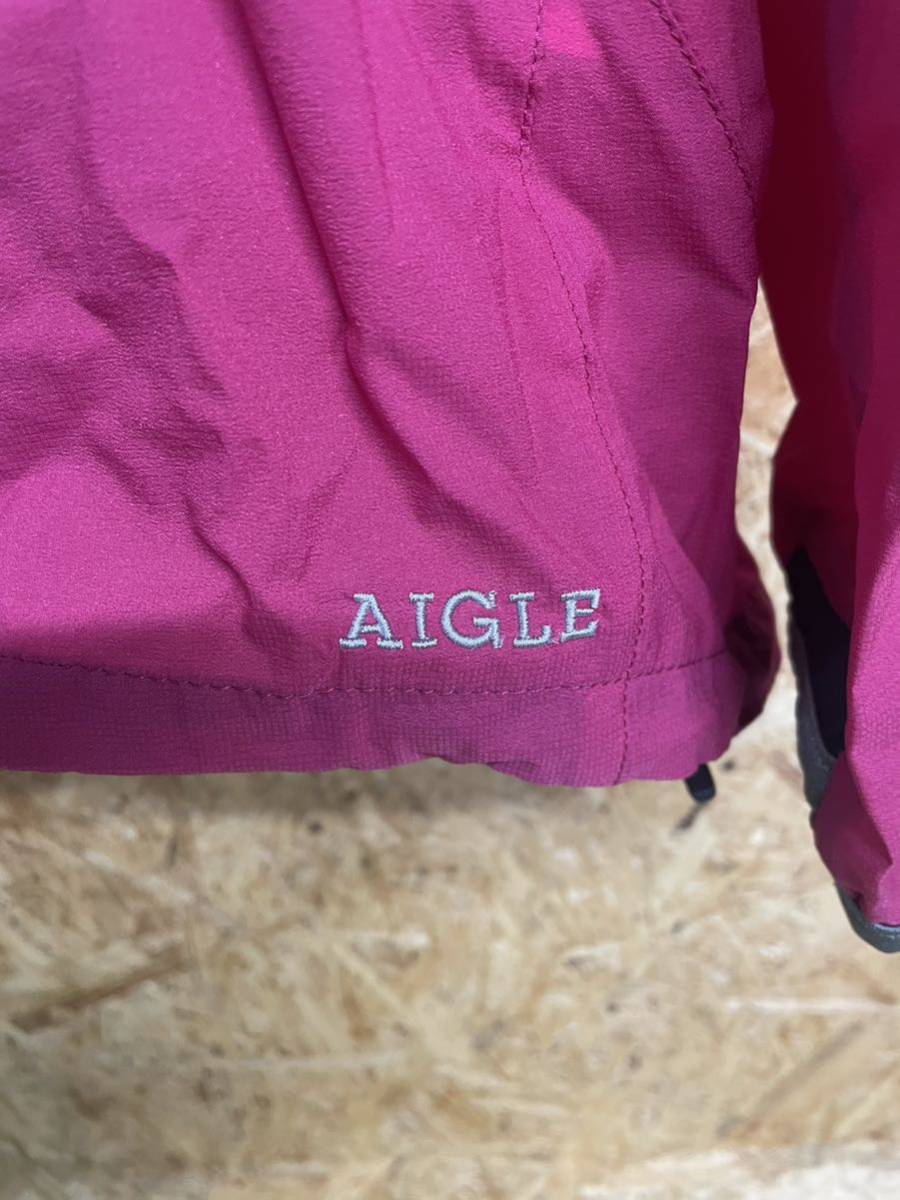 AIGLE★軽量130グラム：ウインドブレーカージャケット　女性サイズＳ★バックカントリー、スキー、登山、アウトドア_画像3