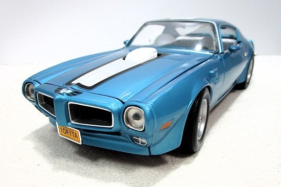 ■auto world AMERICAN MUSCLE 1/18 1972 ポンティアック ファイヤーバード トランザム Pontiac Firebird Trans Am ミニカー_画像5