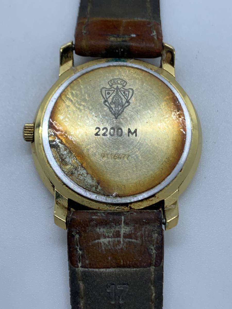 ★GUCCI グッチ 2200M クォーツ メンズ 腕時計 白系文字盤 ジャンク_画像5