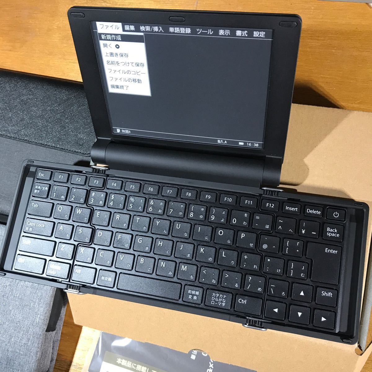 KING JIM デジタルメモ pomera ポメラ DM30 ,TOSHIBA FlashAir 16GB , ケース2種 セット_画像2