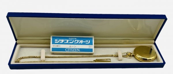 未使用に近い！ シチズンクオーツ CITIZEN ムーン 懐中時計 男女兼用 取扱説明書 ケース入り　_画像2