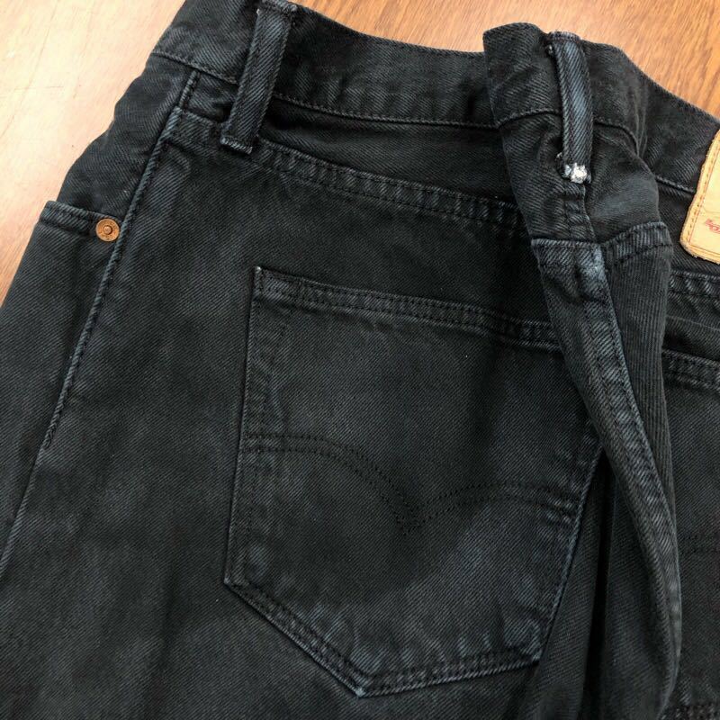 【EK247】Levi's 501 W33 L32 定番ストレート ブラック ジーンズ ジーパン デニムパンツ 黒色 メンズブランド古着 リーバイス501 送料無料_画像10