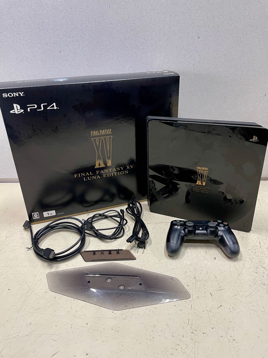 PlayStation4 FINAL FANTASY XV LUNA EDITION 1TB 本体 縦置きスタンド