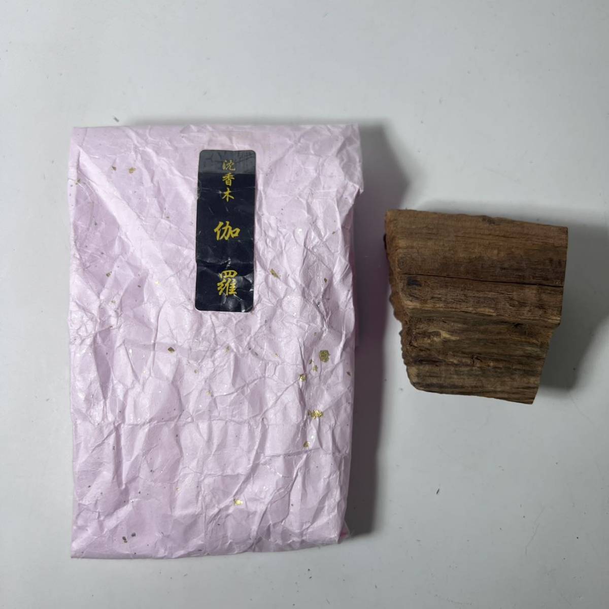 【超希少】 90.0g 最高級 特大 京都 香道家 蔵出し 極上品 お香 香木 お香道 沈香 伽羅 御香木 最上級 京都 御家流 No.97_画像1